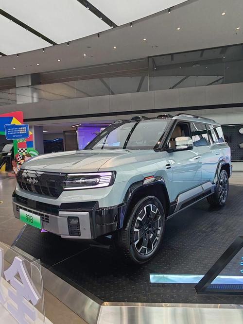 广州34比亚迪方程豹硬派越野的爆款，英菲尼迪35周年与你共成长